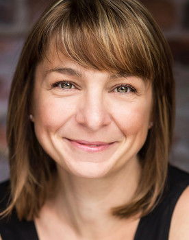 Lauren Porteous as Jil