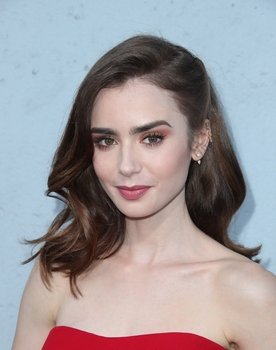 Lily Collins as Zoe