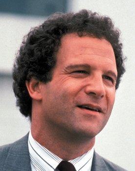 Albert Brooks as Marlin (voice)