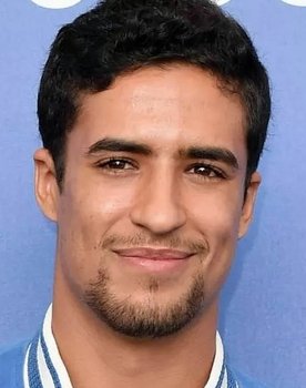 Shaïn Boumedine as Slim