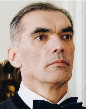 Edward Saszko as Liokajus