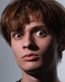 Mihailo Lazić as Narkoman