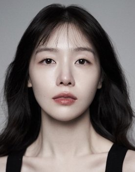 방민아