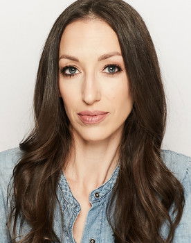 Kirstin Zotovich as Student