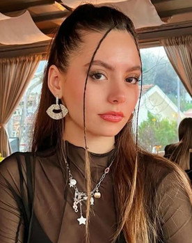 Tuana Naz Tiryaki as Ece