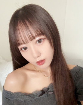 綾美なな