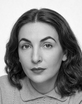 Heyecan Başaran as Fatma