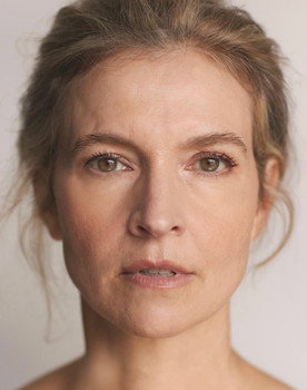 Tandi Wright as Tina Stanfill