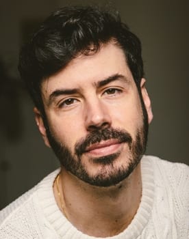 Sergio Pozo as Lozano