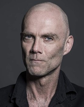 Magnús Jónsson as Steindór