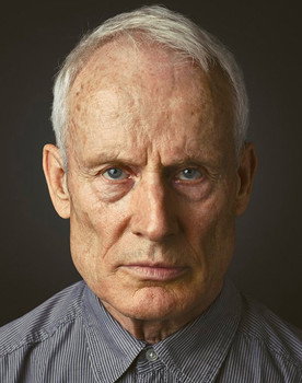 Wolf Kahler as Real Estate Agent