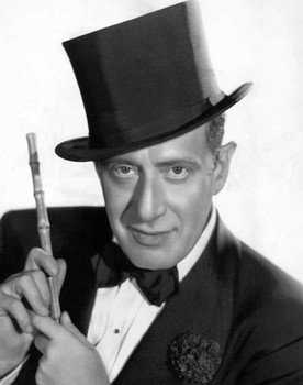 Benny Fields as Jonothan
