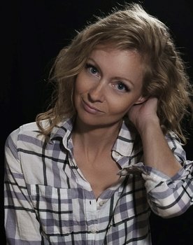Axelle Carolyn