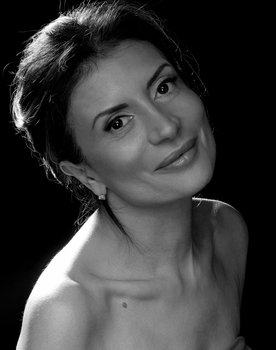 Rosaria De Cicco as Madre di Alendelòn