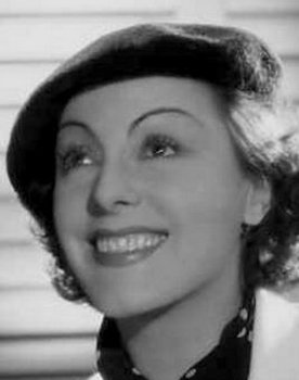 Gaby Morlay as Paulette Nanteuil