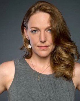 Kerry Cahill as Carla Romer