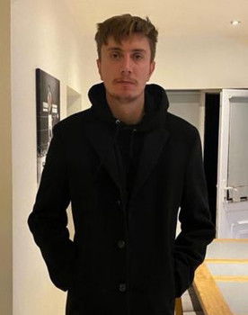 Daniel Proctor as Tommy Maxwell