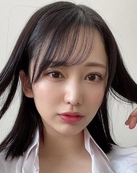 弥生美月