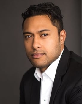 Uli Latukefu as Bombardier Ray Ngatai
