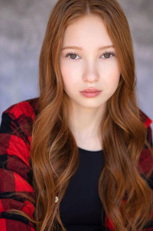 Caroline Elle Abrams