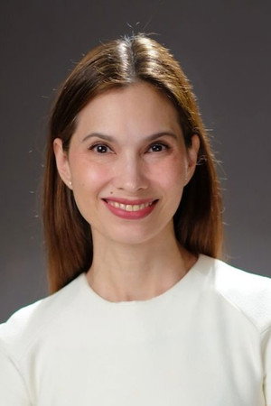 Nanette Medved