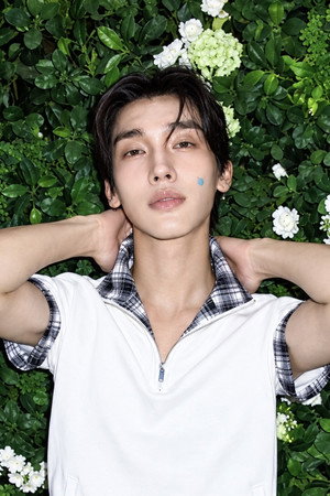 Ethan Zhang