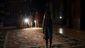The Haunting: Tepedeki Ev