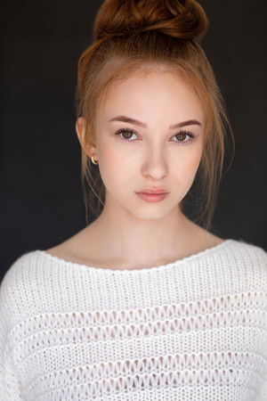 Caroline Elle Abrams