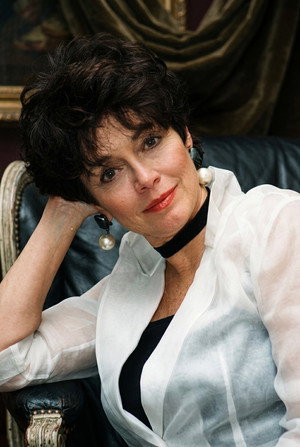Kathleen Barr