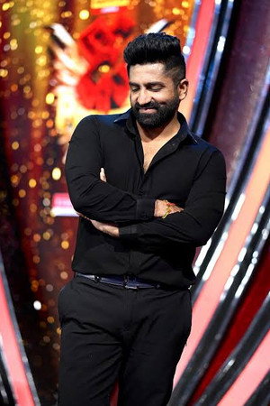 V J Shekar