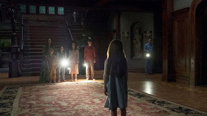 The Haunting: Tepedeki Ev