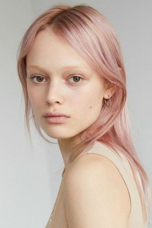 Simona Kust portrait