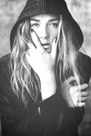 Chloe Snyder portrait