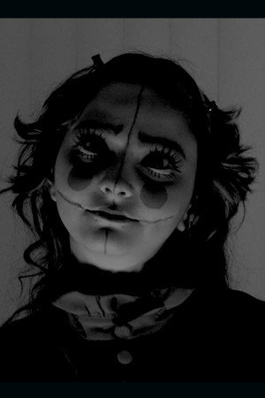 Onyx Holder portrait