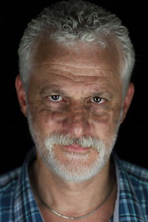 Levent İnal portrait