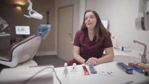 Des dents blanches… au rire jaune !