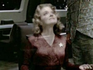 Star Trek: Raumschiff Voyager : 4×2