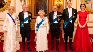 Oglądaj film Elizabeth II, le destin d’une reine PL