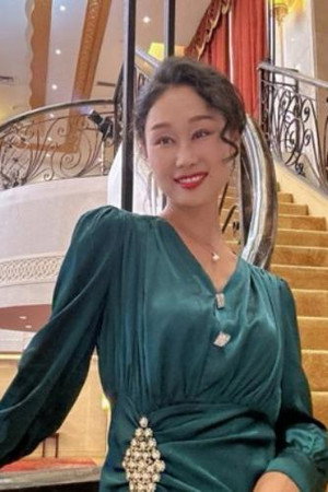 李芮