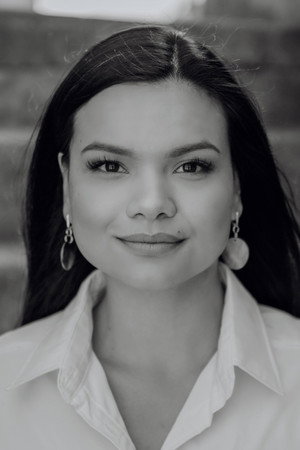 Nathalie Standingcloud portrait