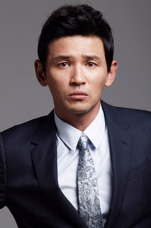 Hwang Jung-min photo