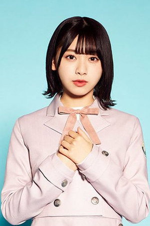 Suzuka Tomita portrait