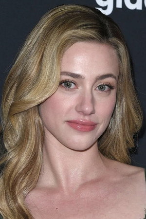 Lili Reinhart