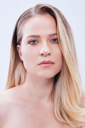 Nurhak Mine Söz portrait