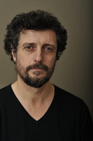 Foto retrato de Adriano Carvalho