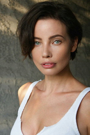 Stephanie Corneliussen portrait