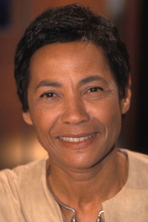 Maddly Bamy portrait