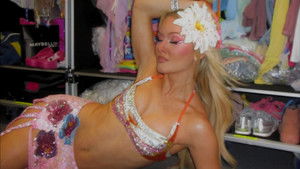 Zara Larsson – Up Close