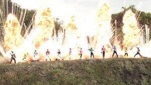 Still from Shinkenger Henshin Series CM 2