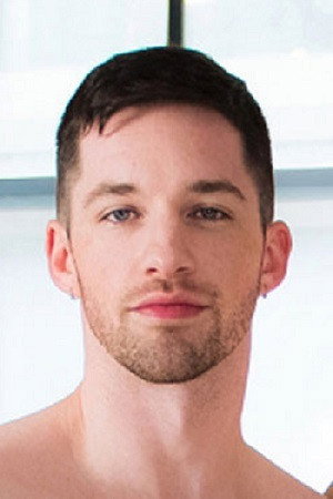 Thyle Knoxx portrait